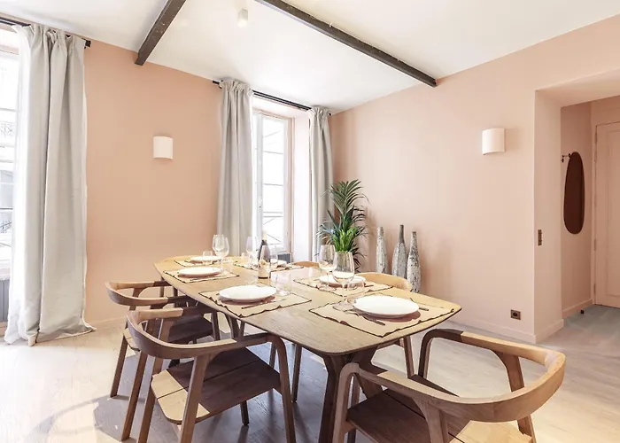 Marais - 4 Pieces De 115 M2 - Grand Salon Convivial * Paris