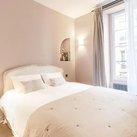 Marais - 4 Pieces De 115 M2 - Grand Salon Convivial