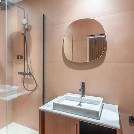 Marais - 4 Pieces De 115 M2 - Grand Salon Convivial アパート パリ