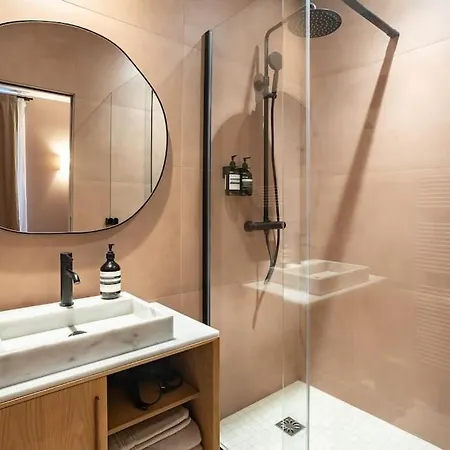 Marais - 4 Pieces De 115 M2 - Grand Salon Convivial *